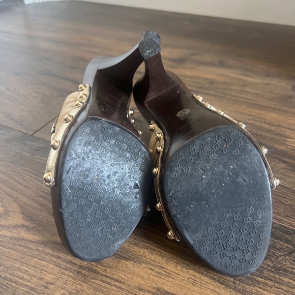 Gucci Beige GG Canvas Icon Clog Sandals - Picture 7 of 8